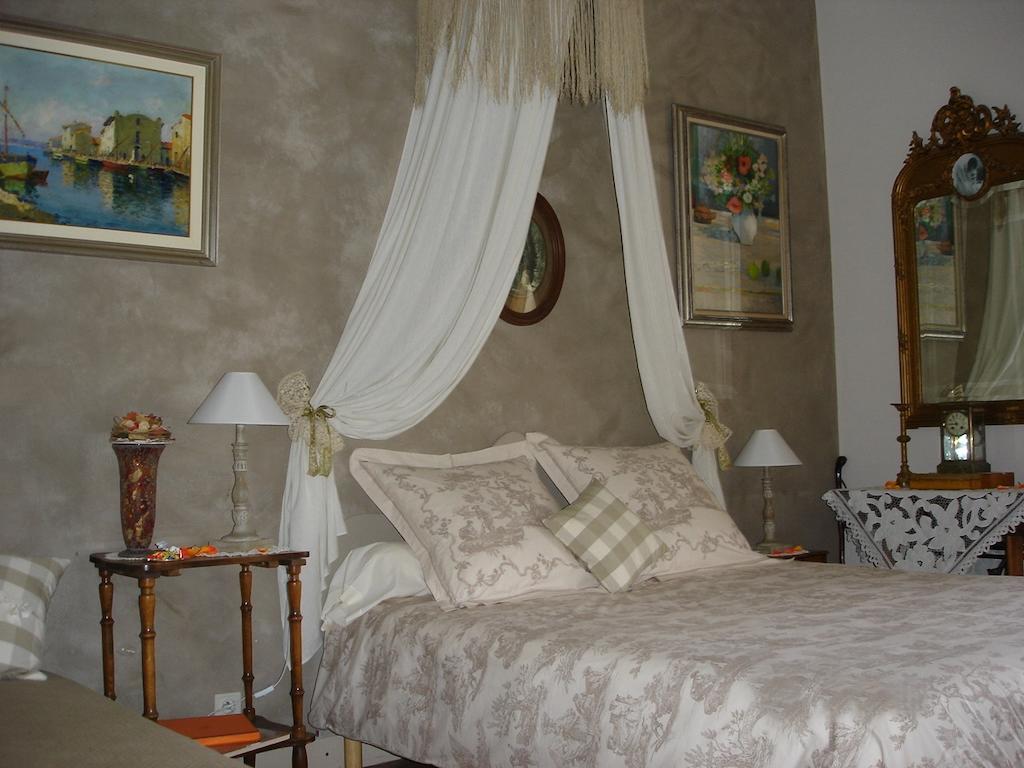 Le Petit Chateau - Tiffauges Proche Puy Dufou Rum bild