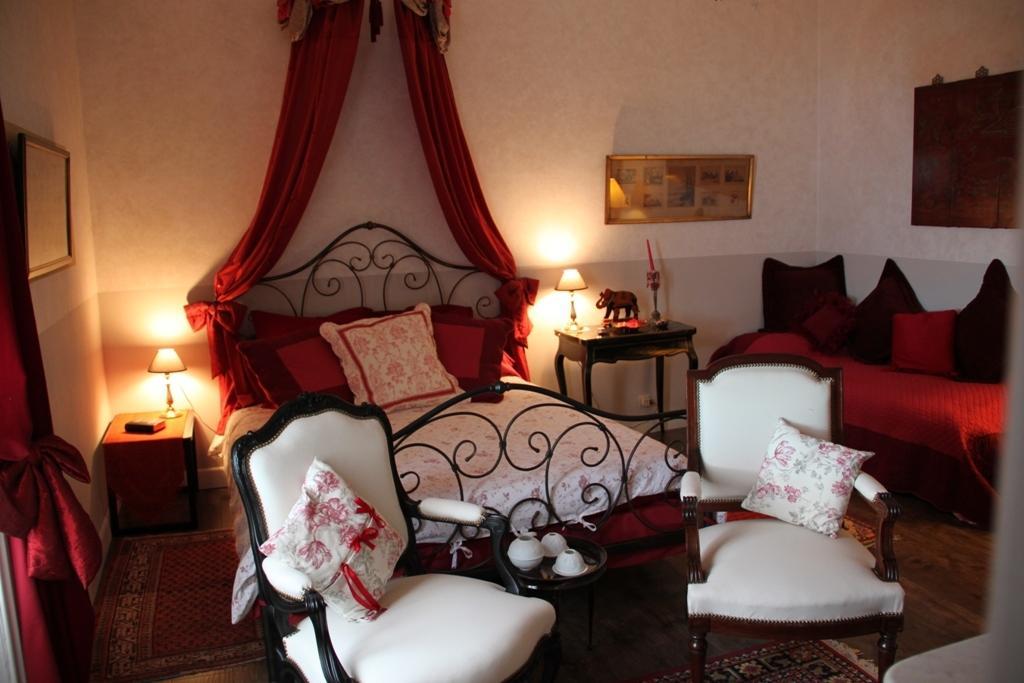 Le Petit Chateau - Tiffauges Proche Puy Dufou Rum bild